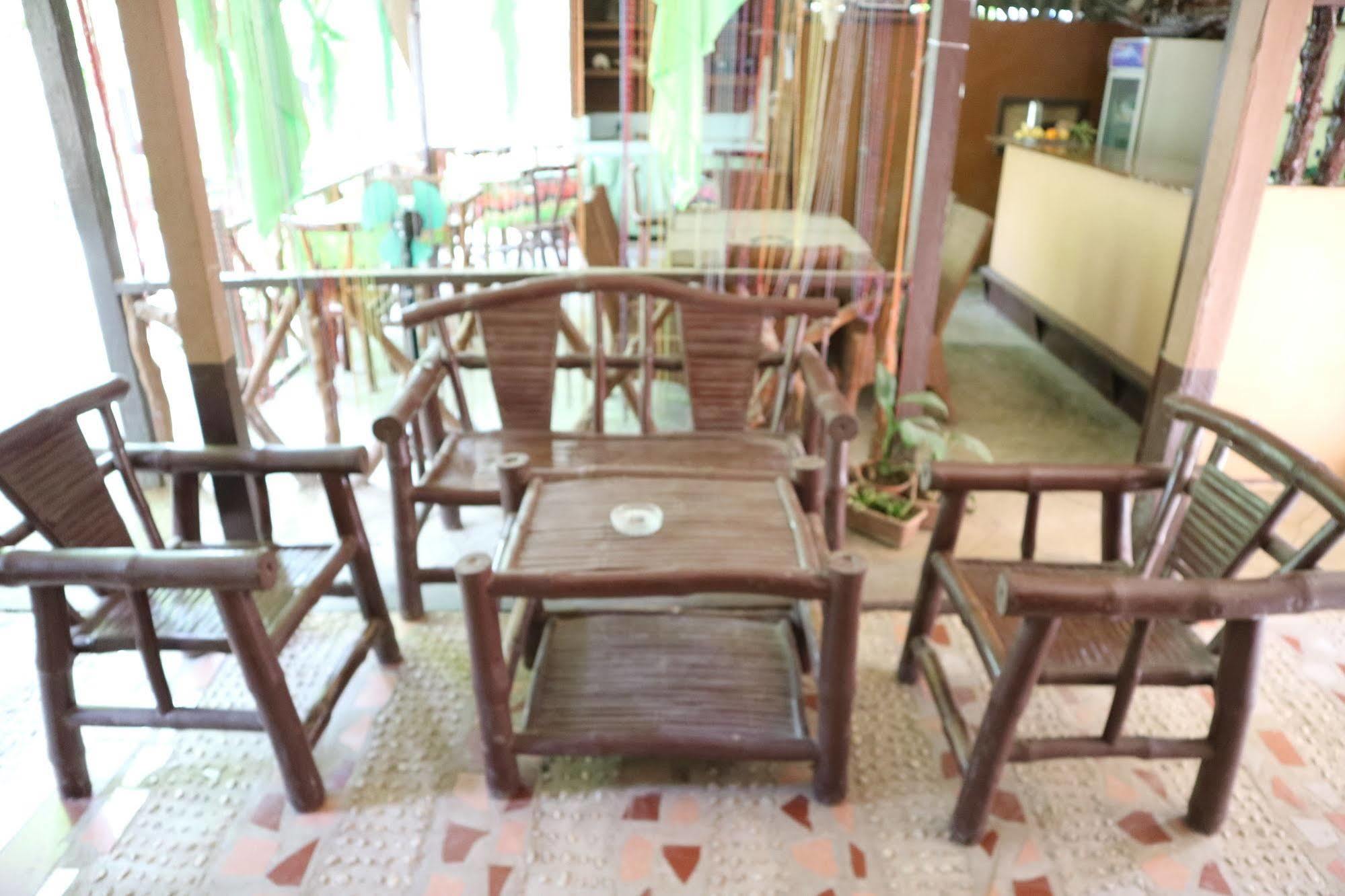 Antonio Village Pension And Cafe 엘니도 외부 사진