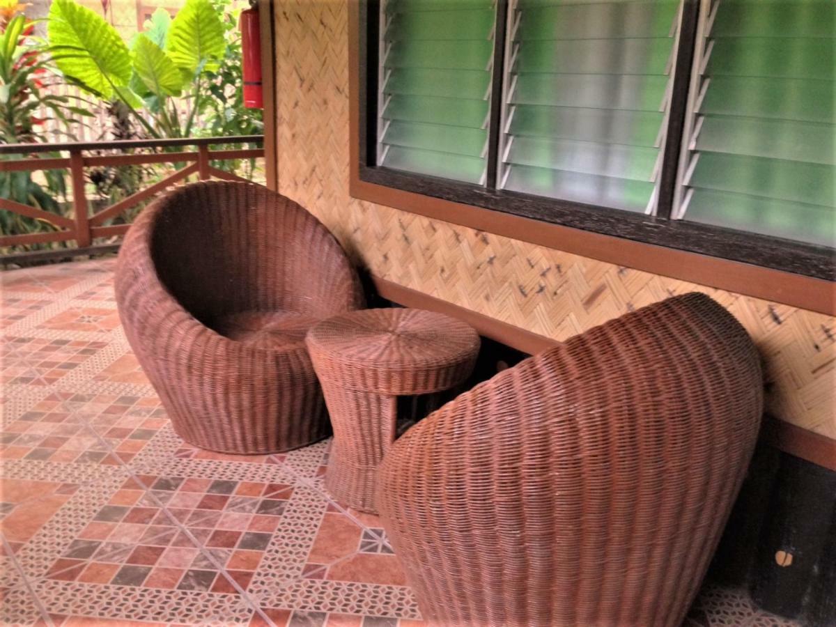 Antonio Village Pension And Cafe 엘니도 외부 사진